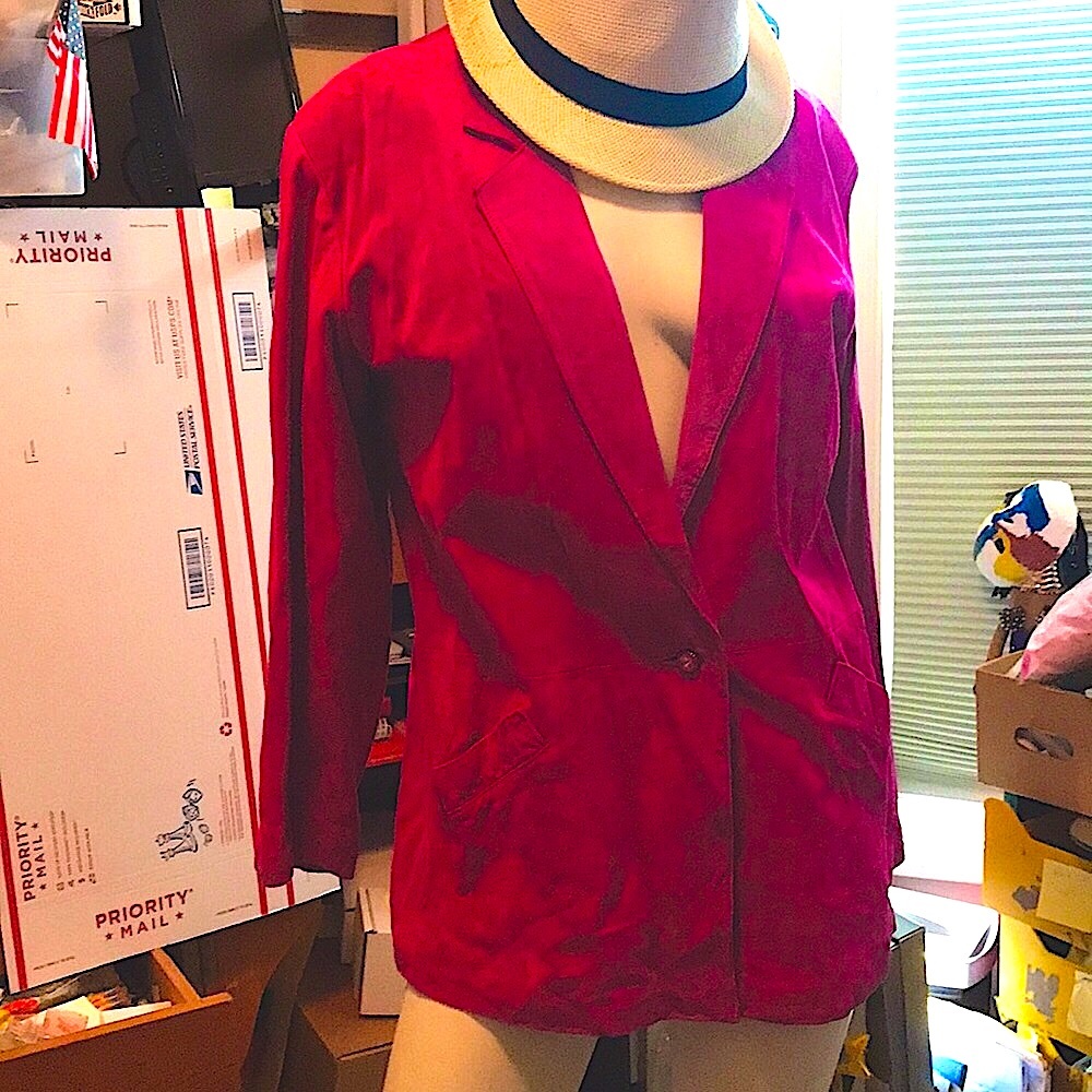 Suede leather blazer raspberry fully lined.leather jacket size M vintage